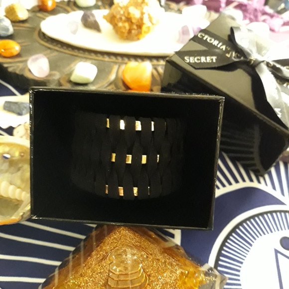 Victoria Secret Cuff - Picture 2 of 6